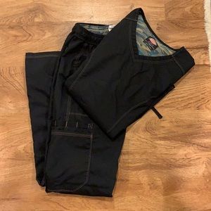 Dickies black xs scrub set